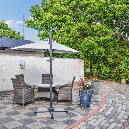 Gorgeous Home In Borgholm With Wifi Екстер'єр фото