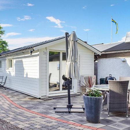 Gorgeous Home In Borgholm With Wifi Екстер'єр фото