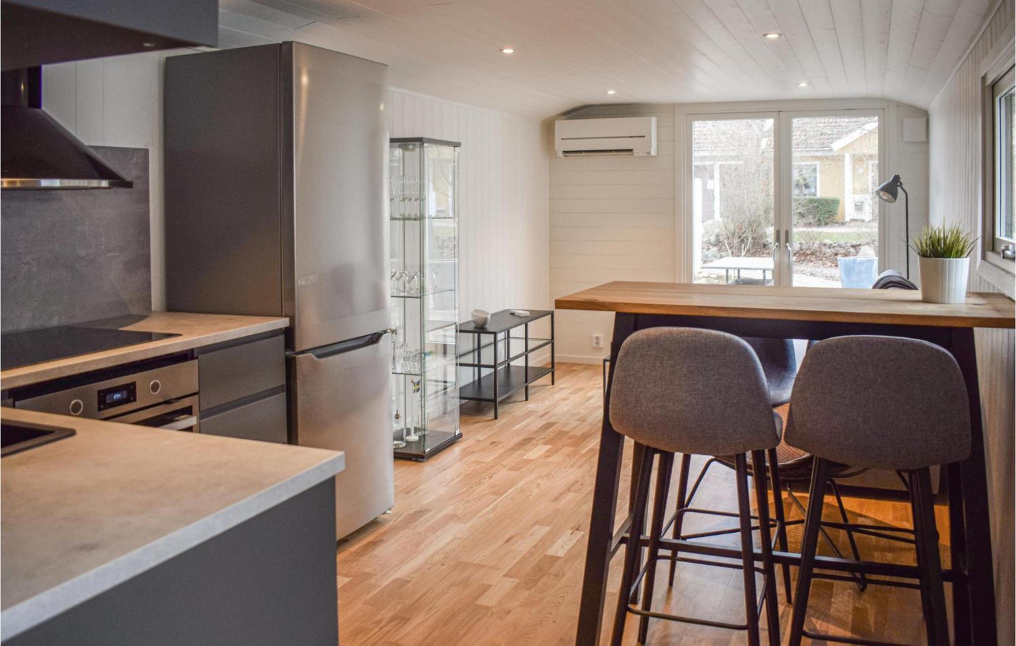 Gorgeous Home In Borgholm With Wifi Екстер'єр фото