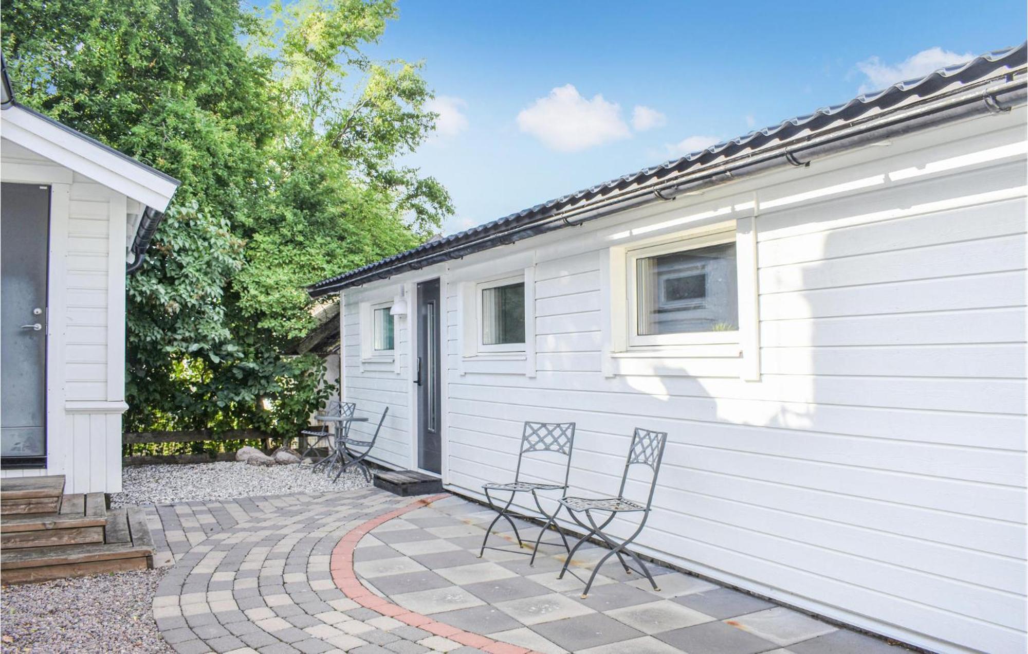 Gorgeous Home In Borgholm With Wifi Екстер'єр фото