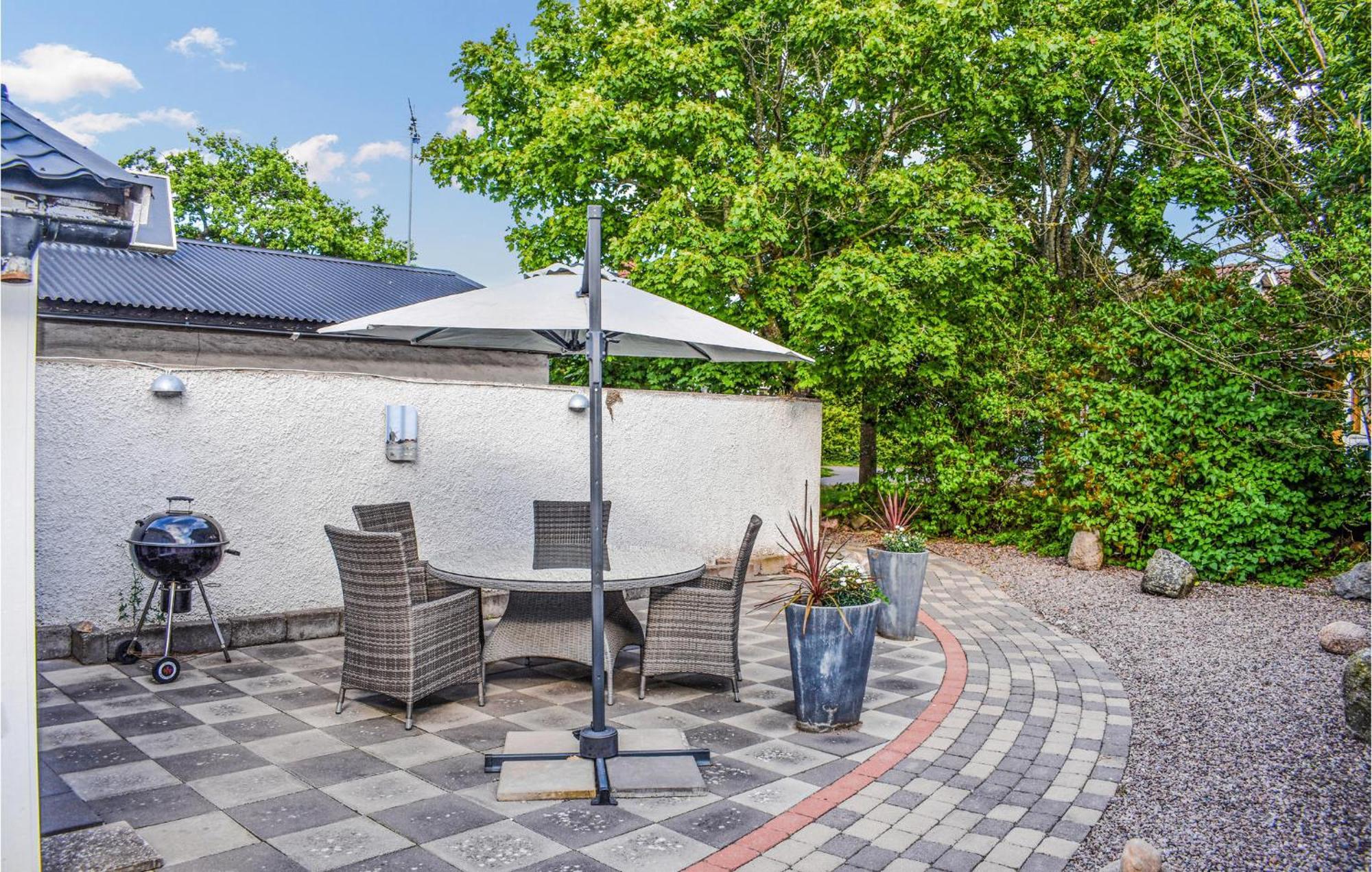 Gorgeous Home In Borgholm With Wifi Екстер'єр фото