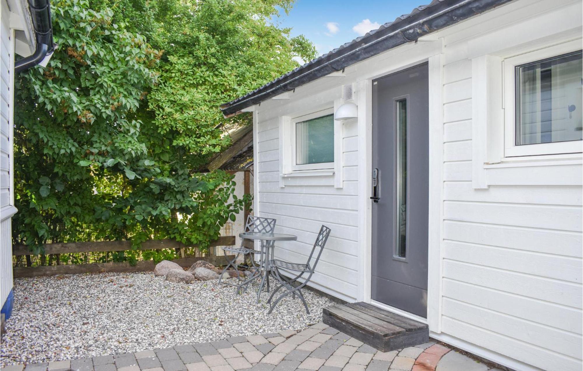 Gorgeous Home In Borgholm With Wifi Екстер'єр фото